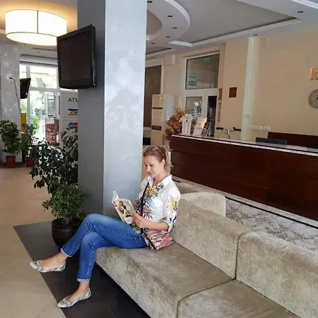 Remarkable Yassen 1-Bed Apartment Апартамент *